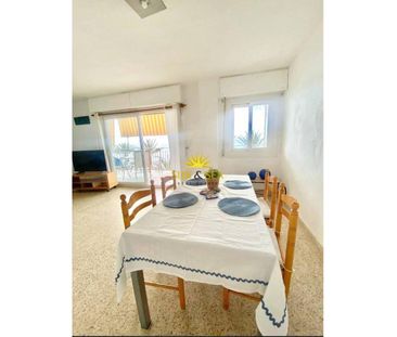 FIVE-BEDROOM APARTMENT – TORREVIEJA - Photo 2