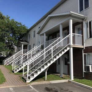 3 - 1325 Boulevard Bastien, Quebec - Photo 3