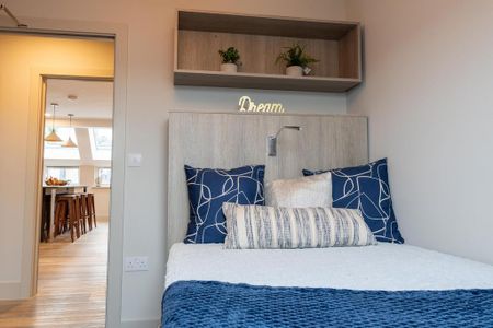 6 bedroom flat to rent - Photo 4