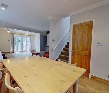 3 bedroom detached house to rent - Photo 3