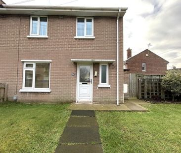 22 Knocknagoney Gardens, BT4, Belfast - Photo 3