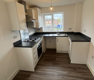 Pearsons Way, Leeds, Seacroft - Photo 3