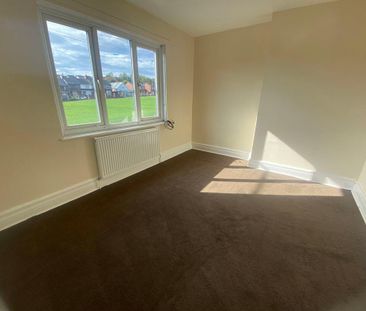 2 bed terraced house to rent in SR8 - Photo 3