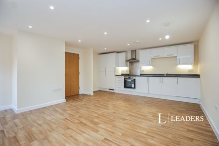 1 bedroom apartment to rent St. Peters Gardens, Marefair, Northampton, Northamptonshire, NN1 - Photo 5