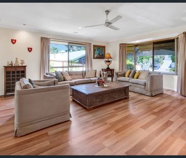 Central & convenient "Sun Valley Park"/"Benowa Hills" location .. - Photo 1