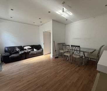 5 bedroom property to rent - Photo 1