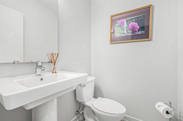 For Lease - 725 Guardian Grove, Blossom Park - Airport and Area, Ontario - Photo 1