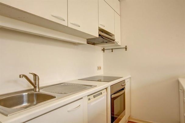 Appartement te huur in Ixelles - Photo 1