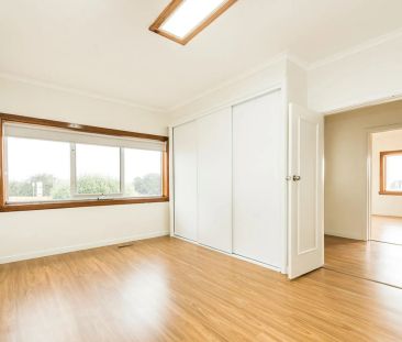 WATER VIEWS | PREMIUM BAYSIDE LOCATION! - Photo 4