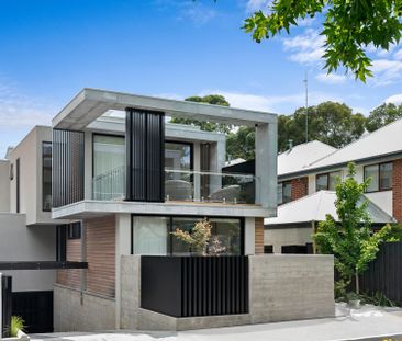 A Beautiful Light Filled, Entertainer's Dream - Photo 5