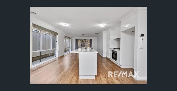 Low Maintenance Villa - Photo 1