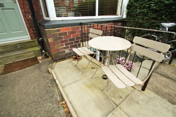 Newport Gardens, Headingley, LS6 3DA, Leeds - Photo 1