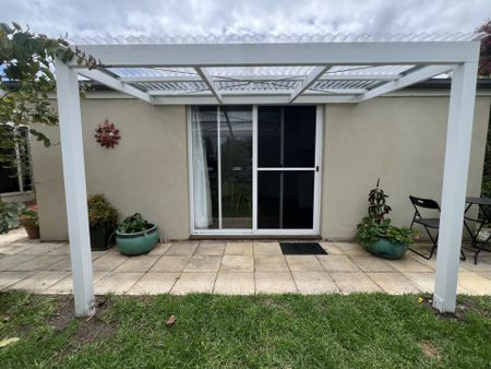 Modern Studio Granny Flat - All Bills Included! - Photo 2