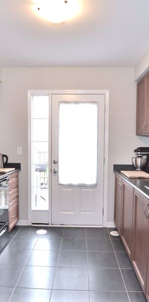 For Lease - 562 Pharo Point, Milton, Ontario - Photo 1