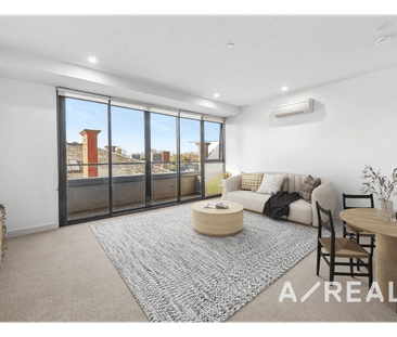 Brilliantly positioned one bedroom apartment. - Photo 2