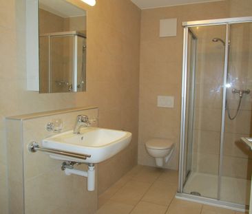 Schöne und moderne 2.5 Zimmerwohnung in der Nähe des Neuchâtelsees - Photo 3