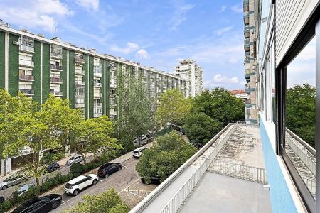 Apartment T3 in São Domingos de Benfica, Lisboa - Photo 3