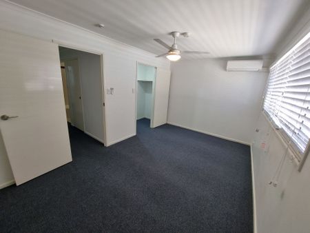 For Rent - Tidy and Spacious Two Bedroom Unit&period; - Photo 2