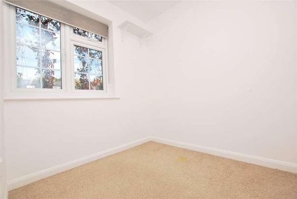 Cranstoun Close, Guildford, Surrey, GU3 - Photo 1