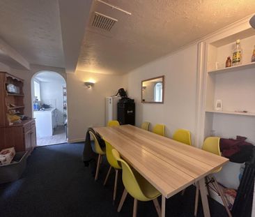 7 bedroom house share to rent - Photo 5