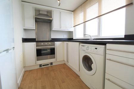 1 bed Apartment for Rent - Photo 5