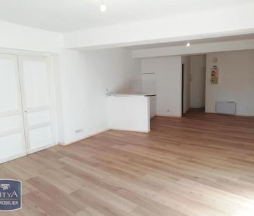 Location Appartement 1 pièce 42m² CHINON 37500 - Photo 2