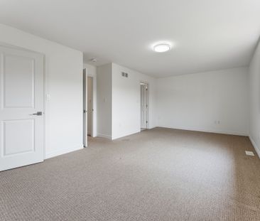 For Lease - 68 Dodman Crescent, Hamilton, Ontario - Photo 3