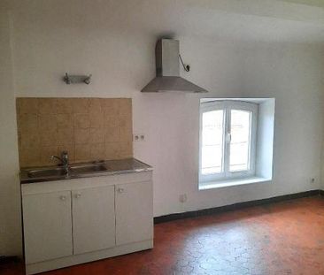 Location Appartement 2 pièces 73m² AUPS 83630 - Photo 1