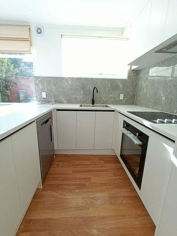 Charming 2 Bedroom Unit in St Heliers - Photo 4