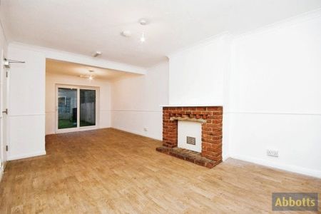 St. Christophers Close, Canvey Island - Photo 5