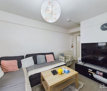 1 bed flat to rent in New Road, Chatham, ME4 - Photo 6