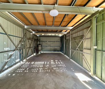 OPEN & FRESH LIVING! - Photo 5