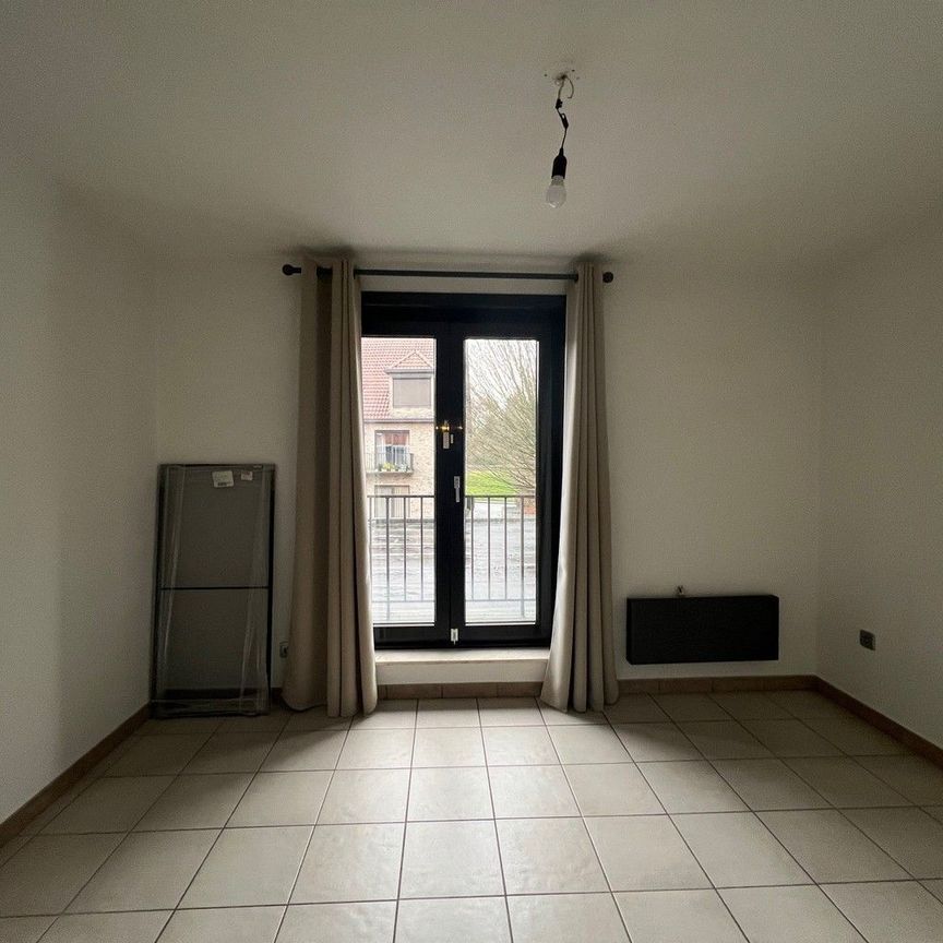 Appartement met 1 slaapkamer in hartje Torhout - Photo 1