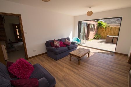 The Lodge,White Lambs Farm, Main Street - Photo 4