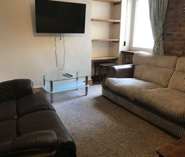 4 bedroom house to rent - Photo 4
