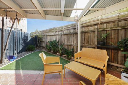 2/8 Edgar Street, Kingsville - Photo 4