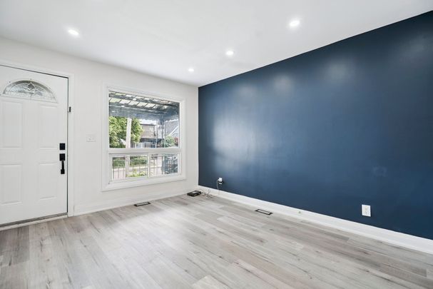 For Lease - 8 Merchison Avenue, Hamilton, Ontario - Photo 1