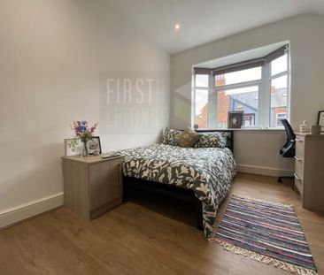 6 bedroom terraced house to rent - Photo 5