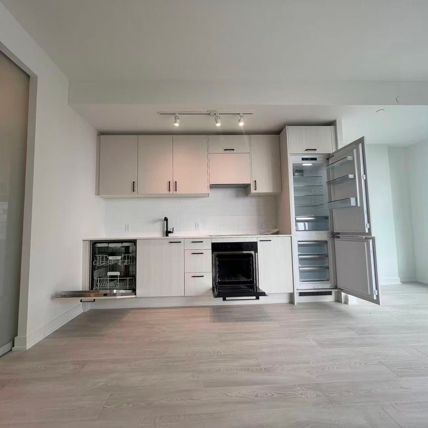 For Lease - 1 QUARRINGTON Lane Unit# 3010, Toronto, Ontario - Photo 1