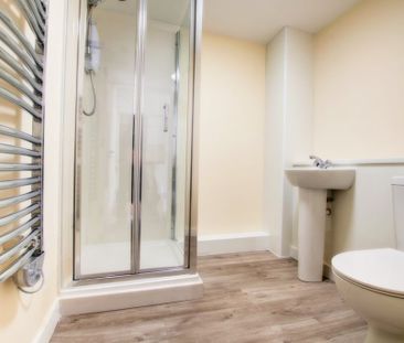 Charltons Bonds, Waterloo Street NE1 4DE - Photo 1