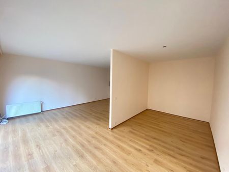 Spacieux studio avec coin à coucher à 1080 Molenbeek-Saint-Jean  Loyer: 750 € - Photo 3