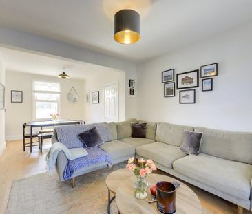 2 bedroom terraced house to rent - Photo 1