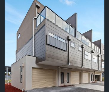12 Belle Walk, Roxburgh Park, Vic 3064 - Photo 5