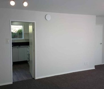 With 5 minutes to the Bus, Leave the Car at Home! - Photo 5