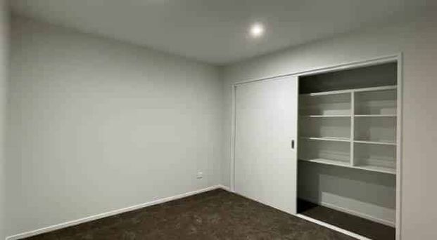 Stunning 2-Bedroom Home with Study & Bonus Lou... - Photo 1