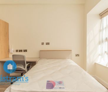 1 bed Apartment for Rent - Photo 1