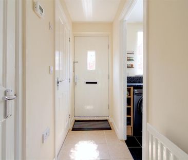 2 Bedroom House to let - Photo 1