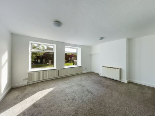 High Street, Stonehouse, Gloucestershire, GL10 - Photo 1