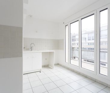 location Appartement T6 DE 140.9m² À PARIS - Photo 2