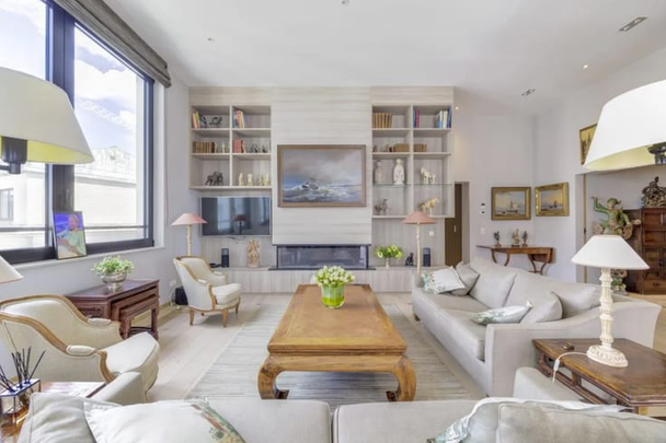 Appartement te huur - Foto 1